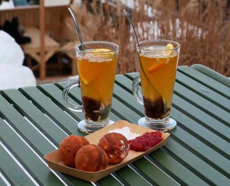 Gløgg og æbleskiver på Salling Rooftop i Aarhus